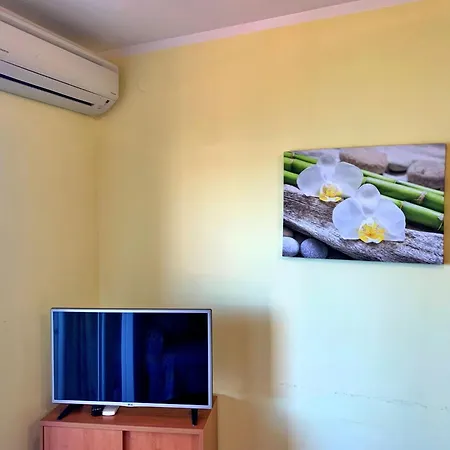 1 By Interhome Apartmán Šilo