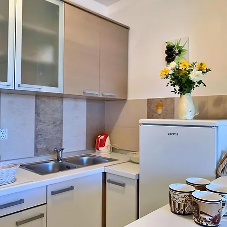 1 By Interhome *