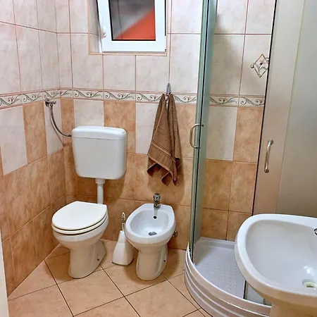 1 By Interhome * Šilo