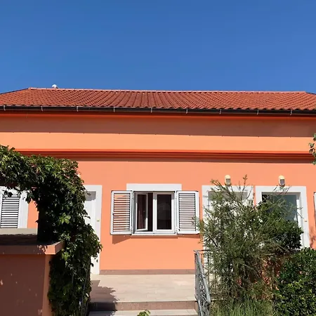 1 By Interhome * Šilo